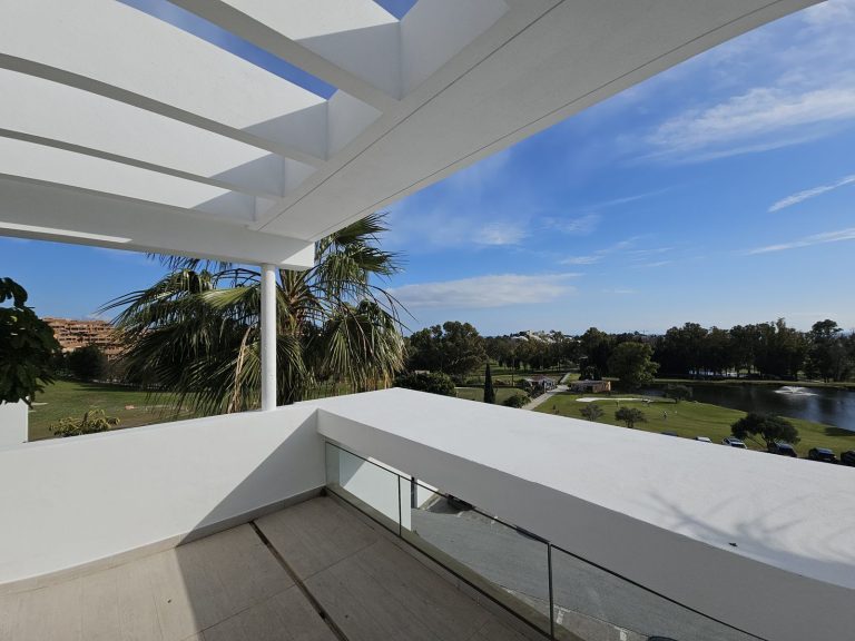 73ce02769bcafa69b7a30ba291408461 - 15