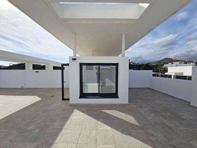 73ce02769bcafa69b7a30ba291408461 - 7