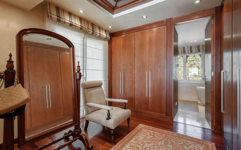 73fd1fadacd52d2ca27b37f85743c654 - 9