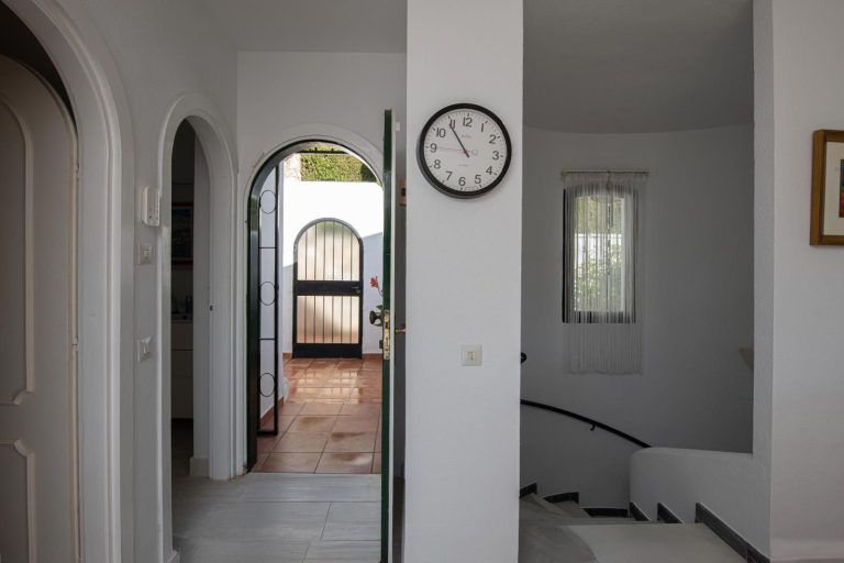 740a52ba5d13c2c383592034848662d3 - 5