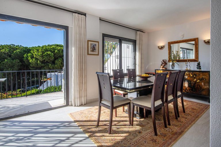 740a52ba5d13c2c383592034848662d3 - 7