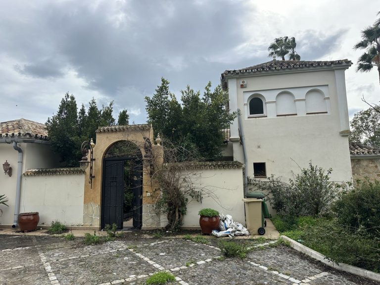 742505500ccb5a3886f238de9d40b7be - 15