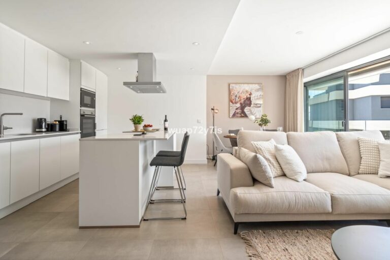 74bffe3b76b2b8efd421c0c7b77cbd74 - 6