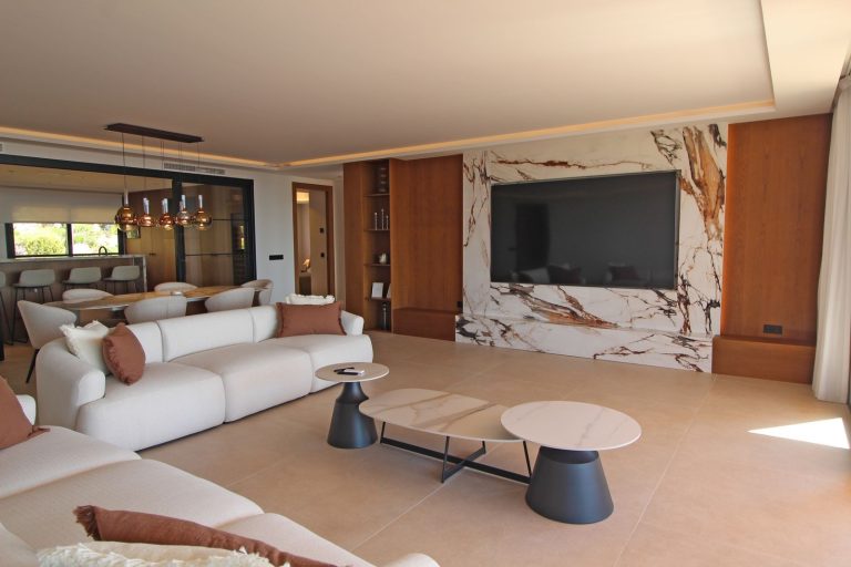 752d8868db0a4dd0c210513a581baea6 - 1