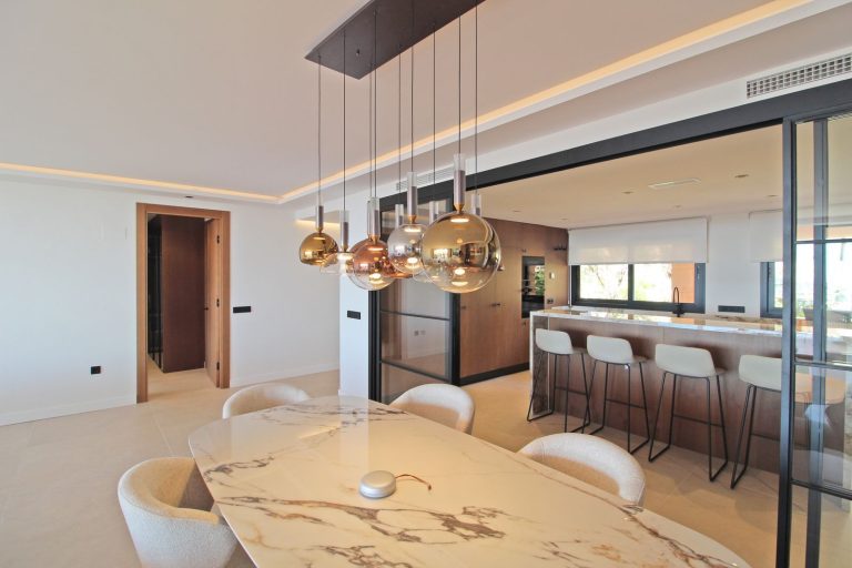 752d8868db0a4dd0c210513a581baea6 - 2