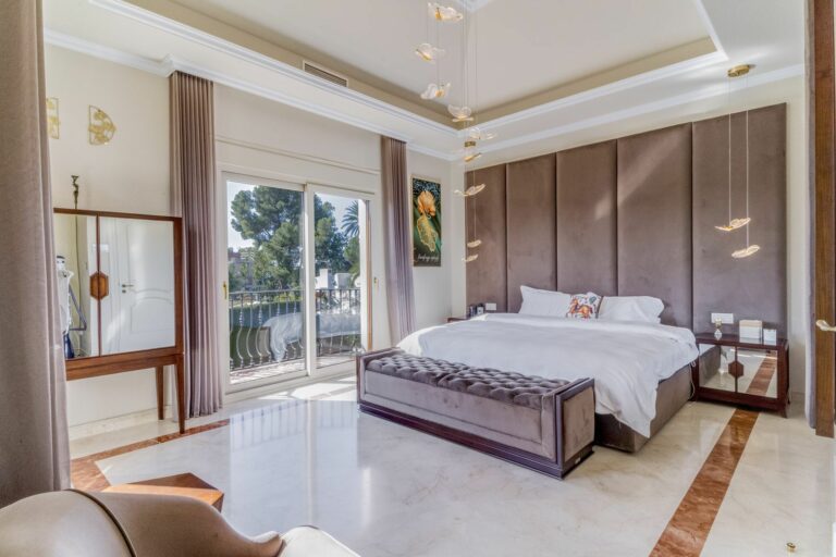 76762b8ecb43e6ebd3be9c5df784ceea - 11