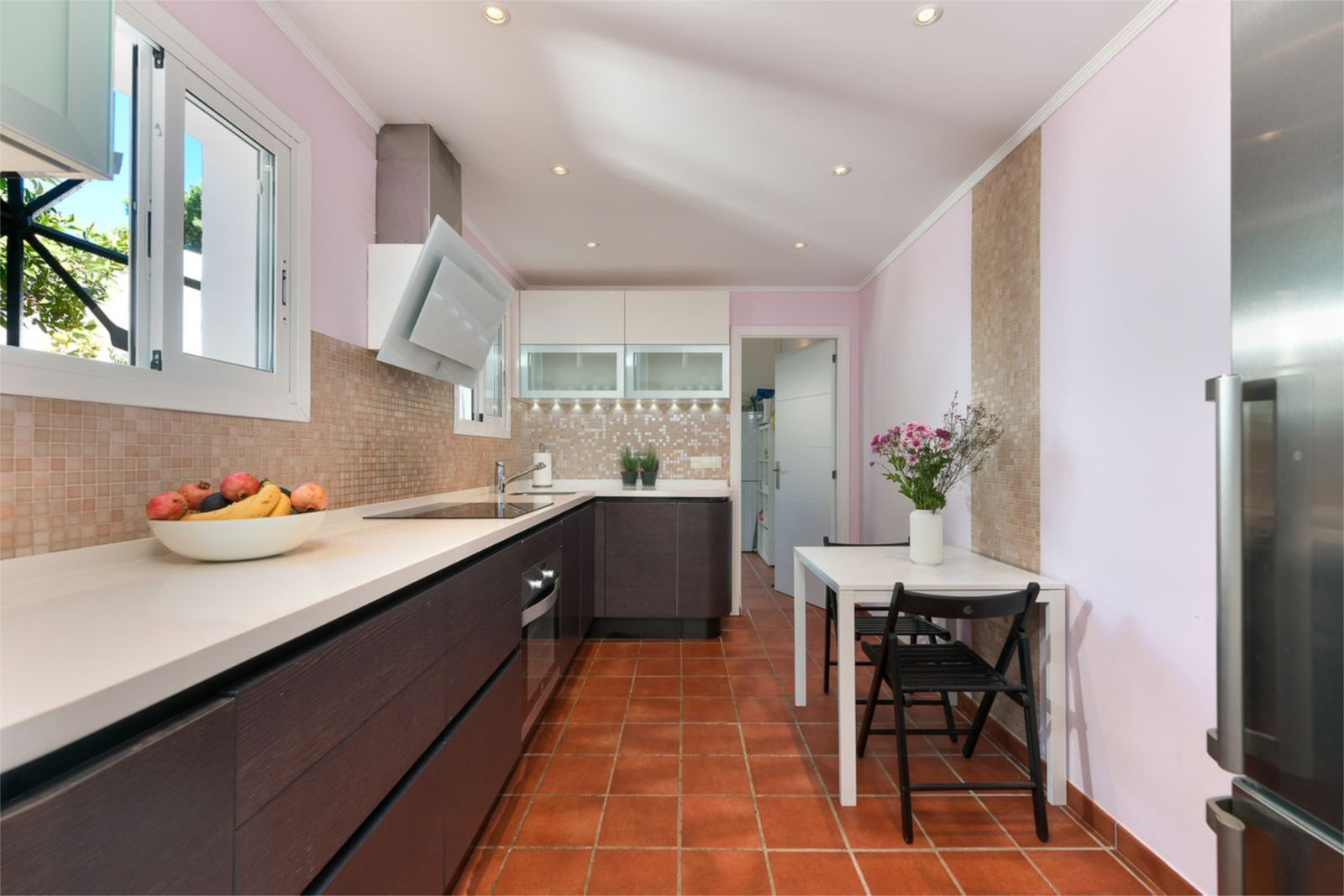 76b077ce9601a06754d0b7e4dcc89af7 - 13