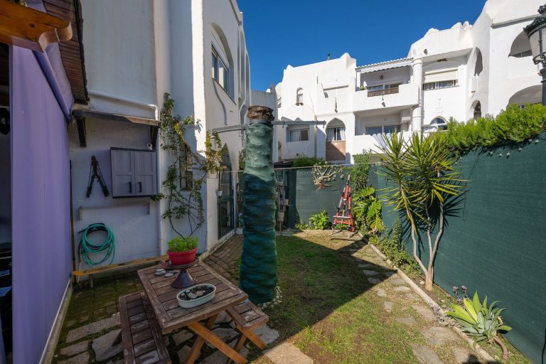 76da066d166ef4586c0f306acaa243dd - 11