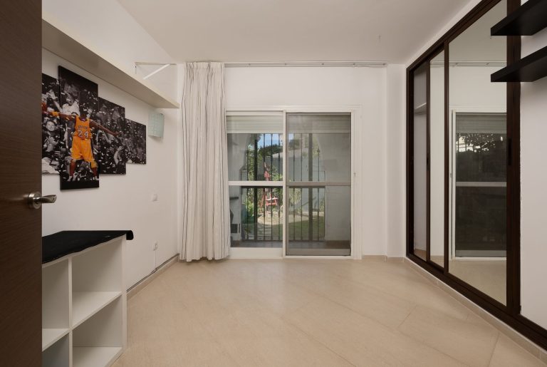 76da066d166ef4586c0f306acaa243dd - 6