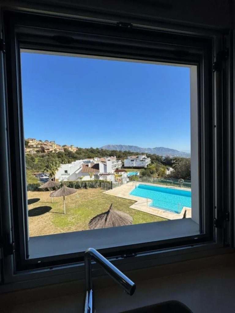 770fd655b26ec734b7750cb4b7fc1e71 - 13