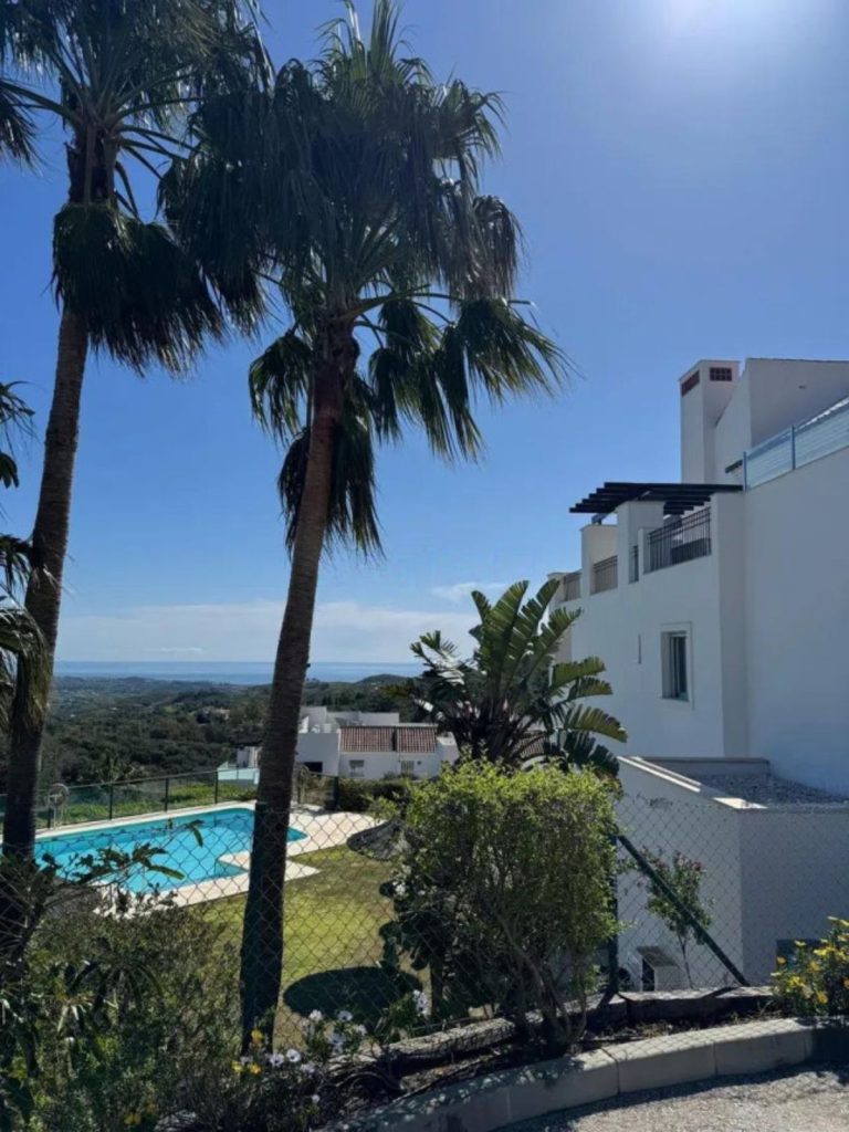 770fd655b26ec734b7750cb4b7fc1e71 - 3