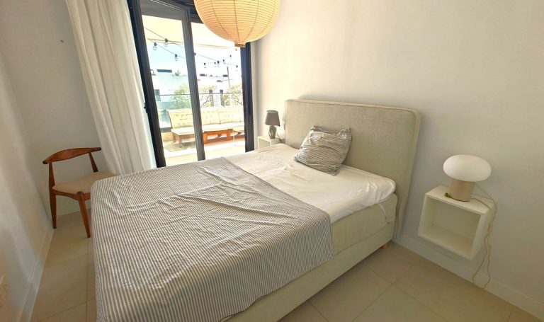 77ba34302774b567a1c776a73845ea90 - 10