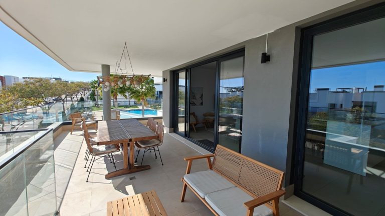 77ba34302774b567a1c776a73845ea90 - 7