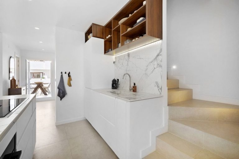 78bb76b666566cb8edbea74bed1c251a - 8