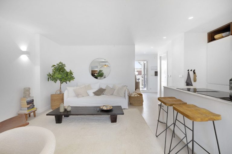 78bb76b666566cb8edbea74bed1c251a - 9