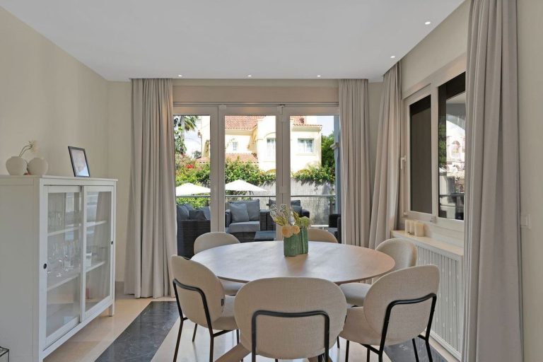 78eaed21e41ee587b4123351a620d6c9 - 11