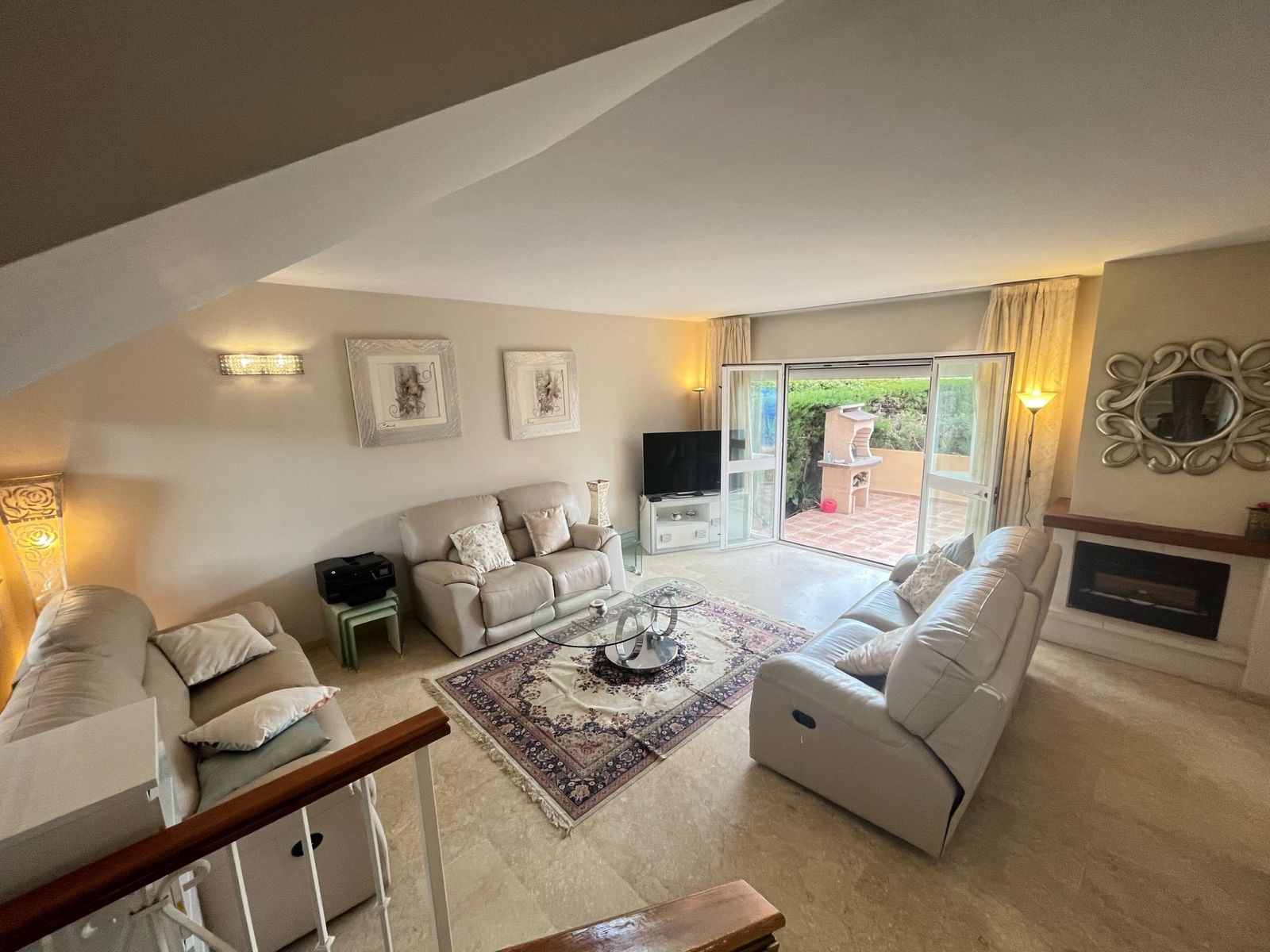 79a1fcb9d8ca52600716fae9bf367381 - 6