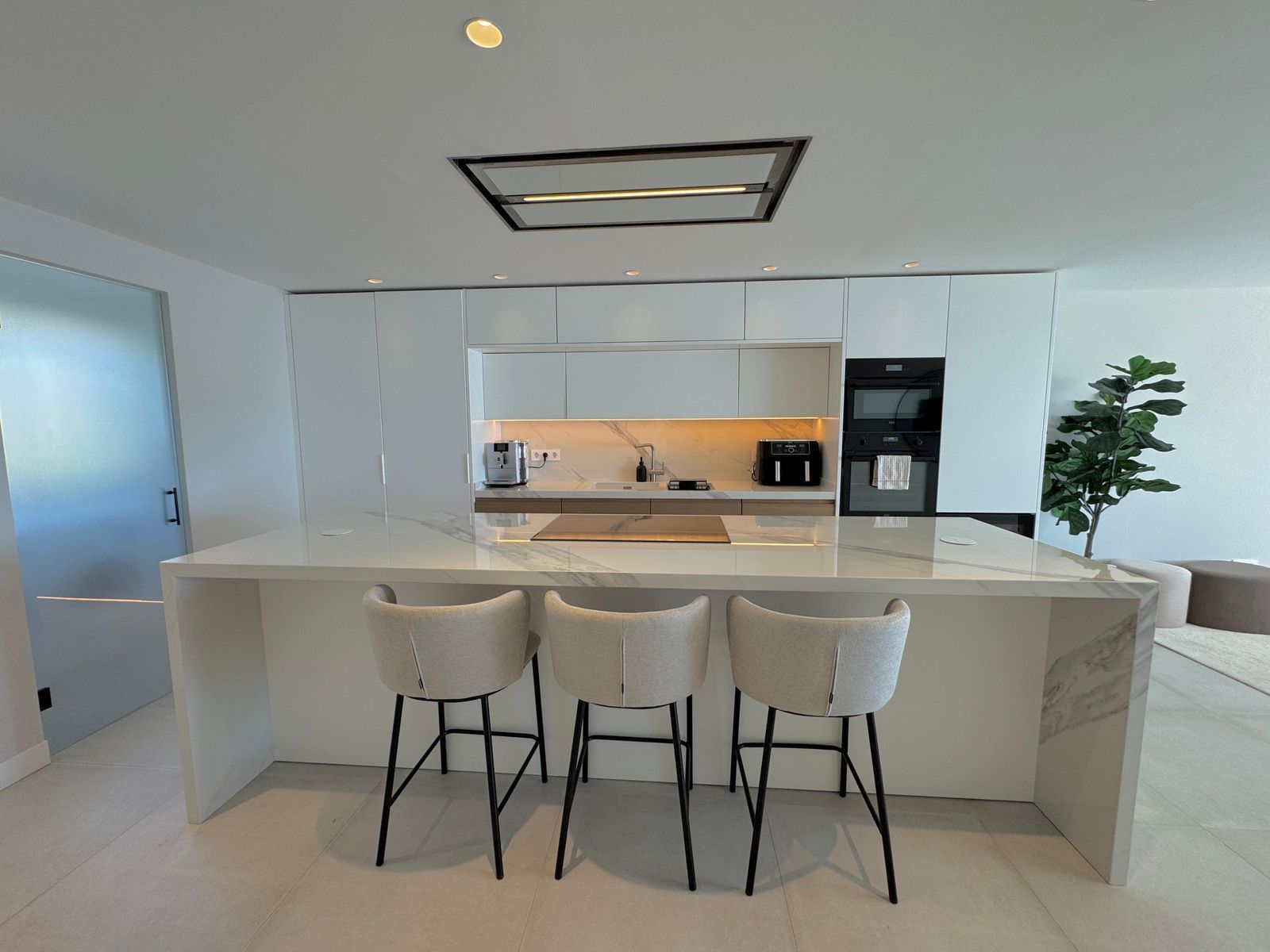 7a08741fd5fde5124e9a037ed23b8f18 - 10