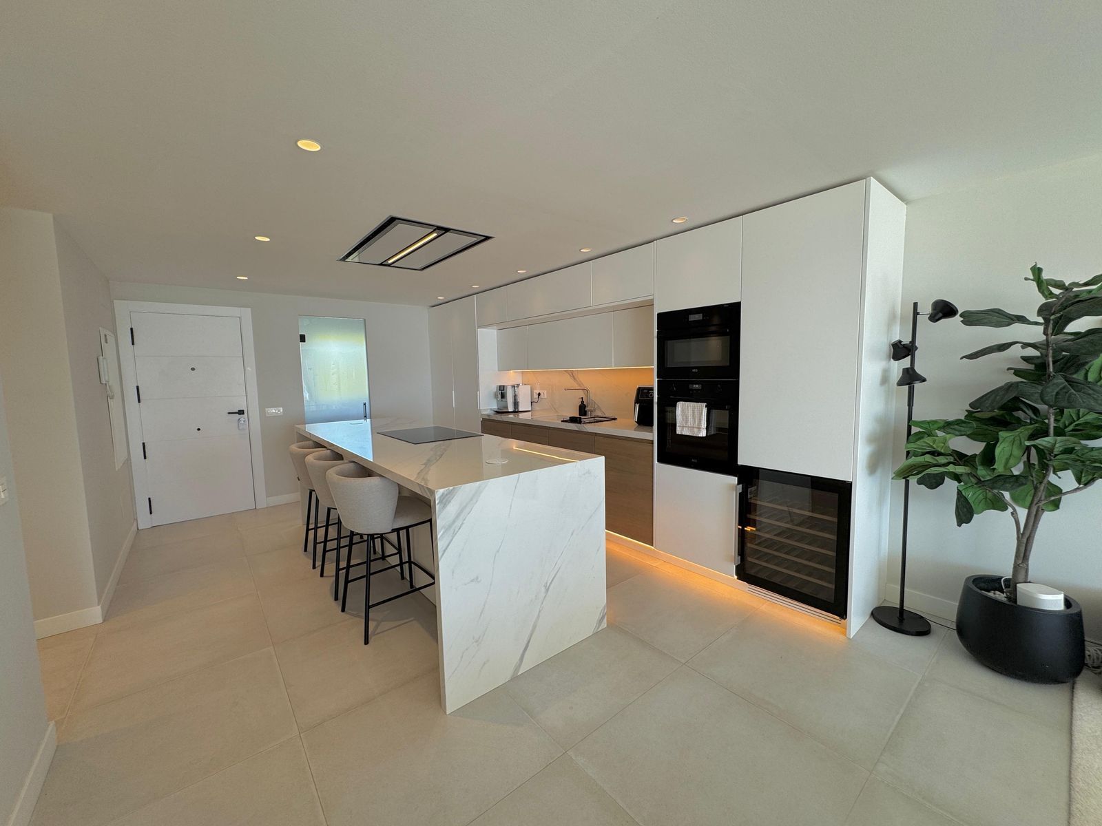 7a08741fd5fde5124e9a037ed23b8f18 - 9