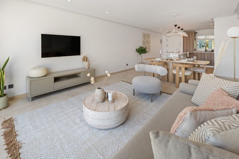 7a69fb33d744e68467fed3ee89e902b1 - 11