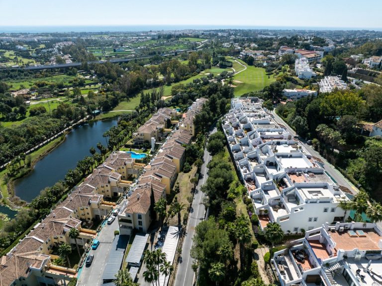 7a69fb33d744e68467fed3ee89e902b1 - 16