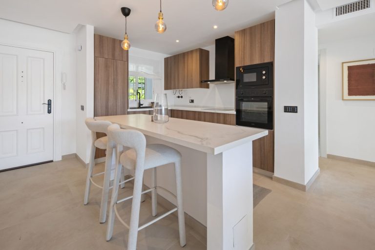 7a69fb33d744e68467fed3ee89e902b1 - 5