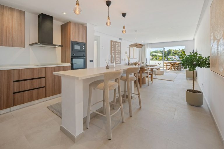 7a69fb33d744e68467fed3ee89e902b1 - 7