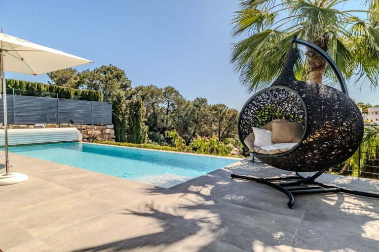 7b75aa392e1c406454980a74602d2d9a - 10