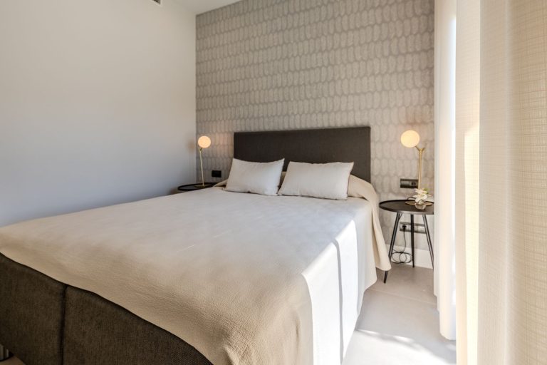 7b75aa392e1c406454980a74602d2d9a - 16