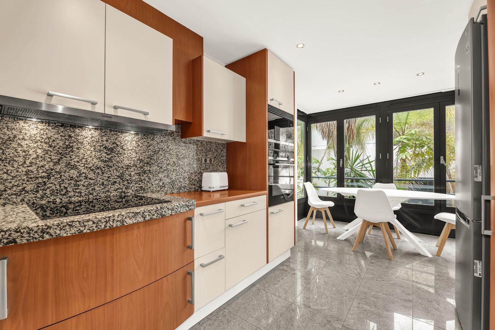 7dfadb47d9b5751472324e2dfa416778 - 7