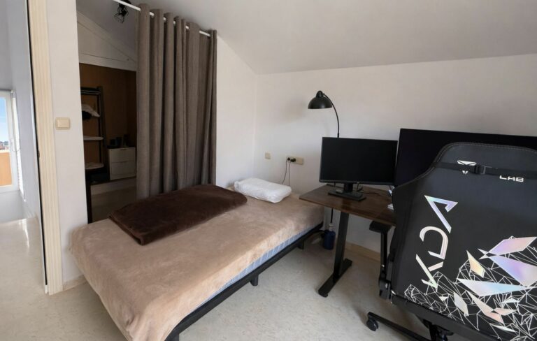 7e5c8063a8d3537fe8ee88e3c2bbdfa5 - 10