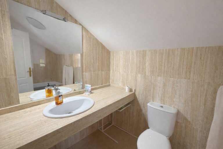 7e5c8063a8d3537fe8ee88e3c2bbdfa5 - 12