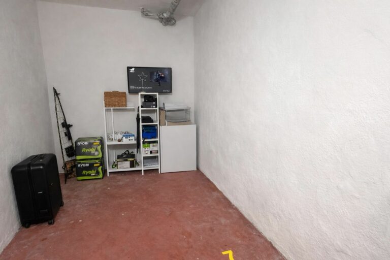 7e5c8063a8d3537fe8ee88e3c2bbdfa5 - 15