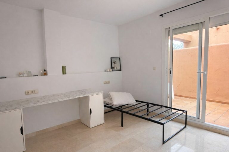 7e5c8063a8d3537fe8ee88e3c2bbdfa5 - 8