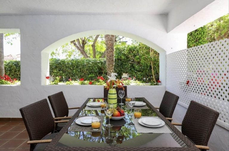 8025d63f6474197f936e03b840a0161c - 12