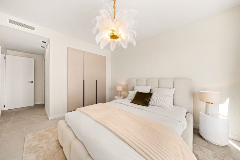 81f3ceaec5ecd428ac5bcb92c124420d - 16