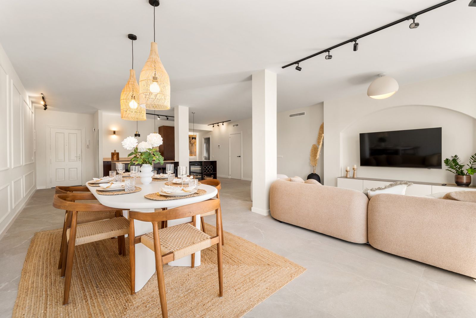 81f3ceaec5ecd428ac5bcb92c124420d - 2