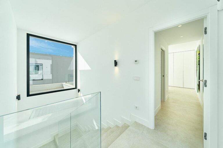 82ba2b96d8ae131281b0c72850bf0a8c - 13