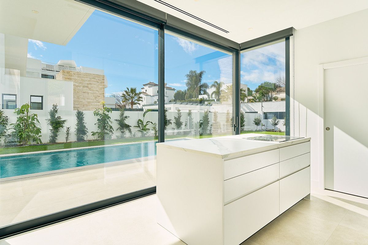 82ba2b96d8ae131281b0c72850bf0a8c - 6