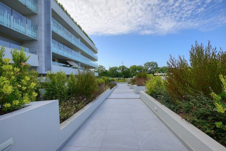 8315ae4d5a93dee1490df57bf2a85add - 8