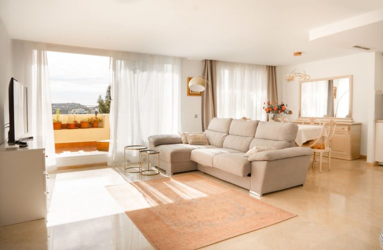 835139e9db9aeb8d4050bcea23e5b909 - 12