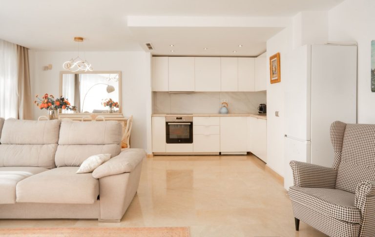 835139e9db9aeb8d4050bcea23e5b909 - 13