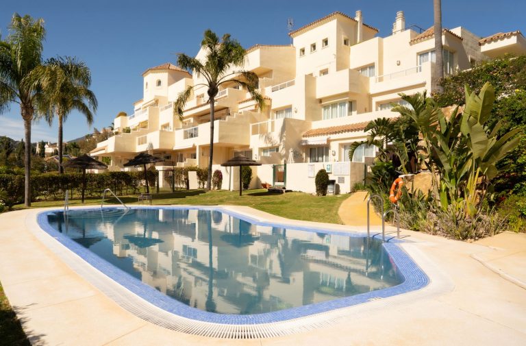 835139e9db9aeb8d4050bcea23e5b909 - 3