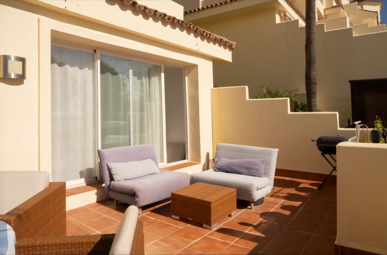 835139e9db9aeb8d4050bcea23e5b909 - 4