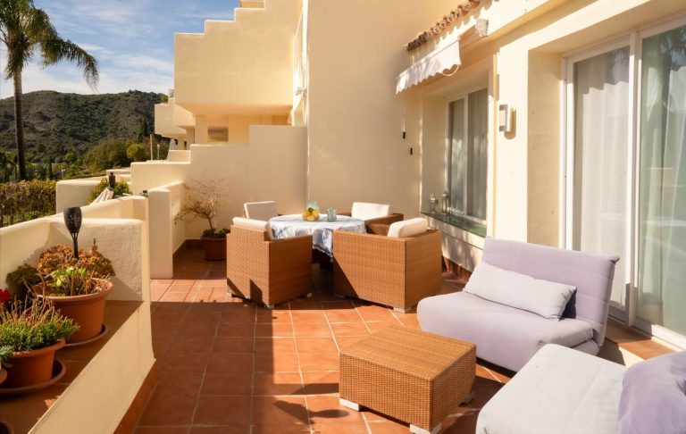 835139e9db9aeb8d4050bcea23e5b909 - 9