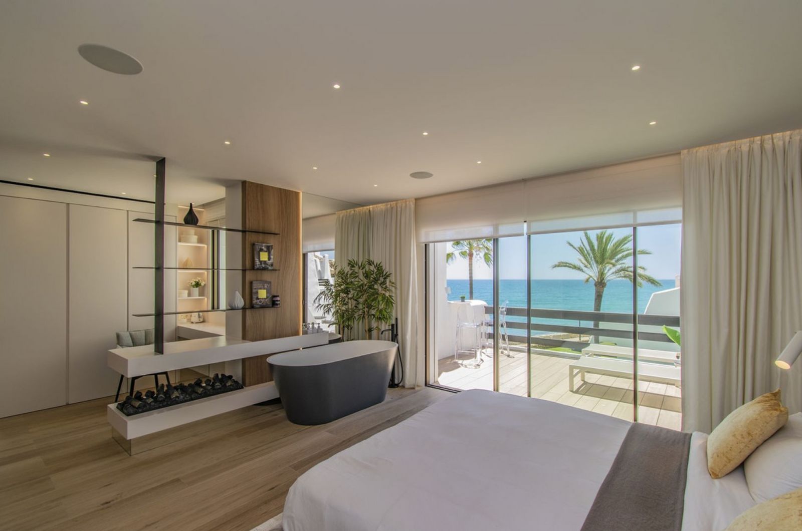 83775a909274dd99cfc991d7113e6273 - 16