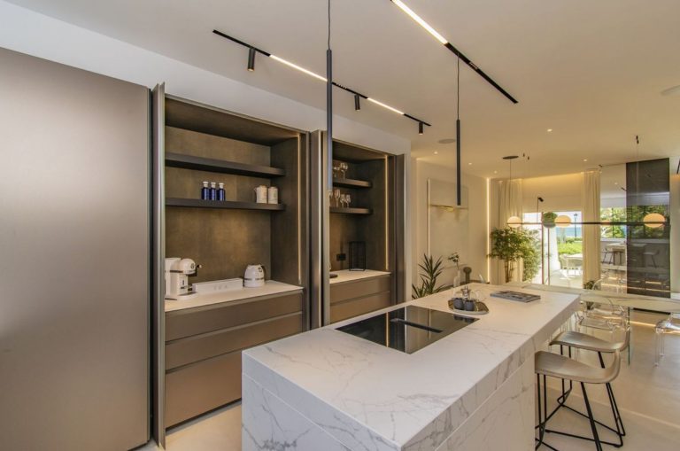 83775a909274dd99cfc991d7113e6273 - 8