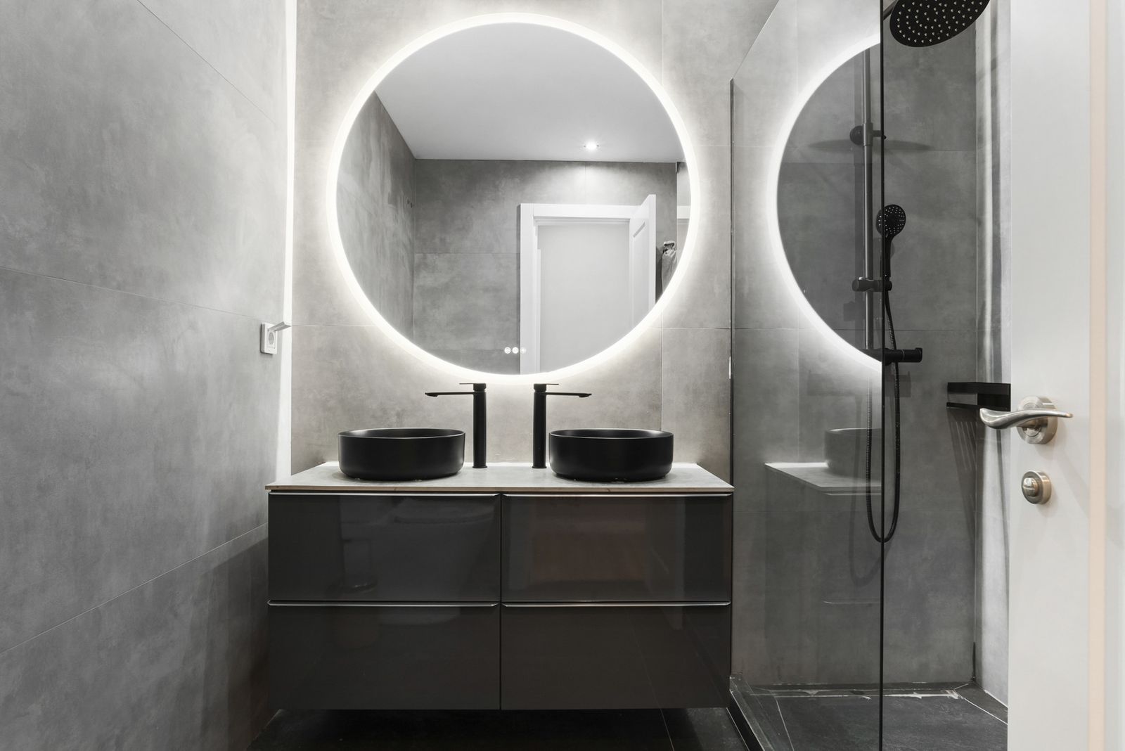 8430b51163eeb8e3119ee48c40da88d0 - 11