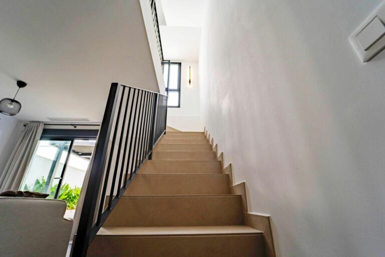 8469fea672f5b51b0f589d7bdad583b7 - 9