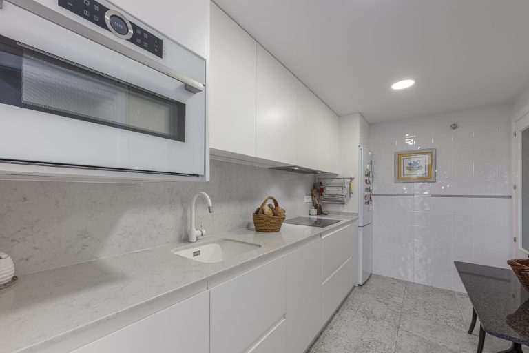 84b578977c86e0bdf949d053da09b390 - 5